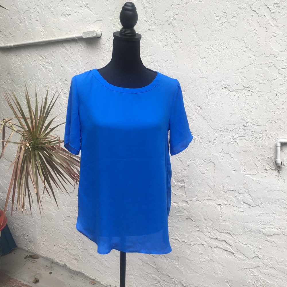Banana Republic blue silky top